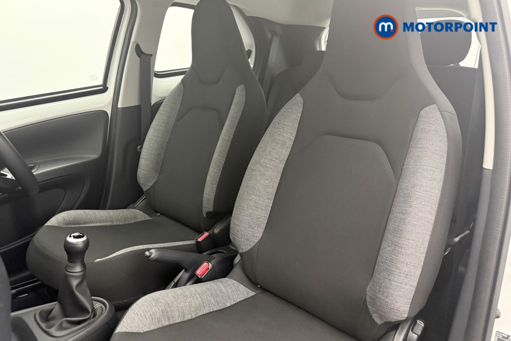 Toyota Aygo X Pure Manual Petrol Hatchback - Stock Number (1638777) - 3rd supplementary image