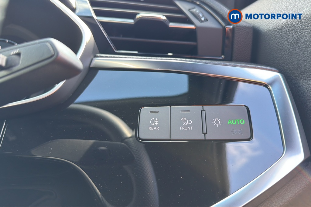 Audi Q3 S Line Automatic Petrol SUV - Stock Number (1638873) - 11th supplementary image