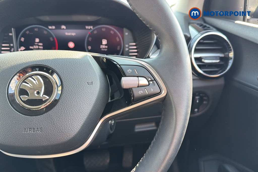 Skoda Fabia Colour Edition Automatic Petrol Hatchback - Stock Number (1639116) - 3rd supplementary image