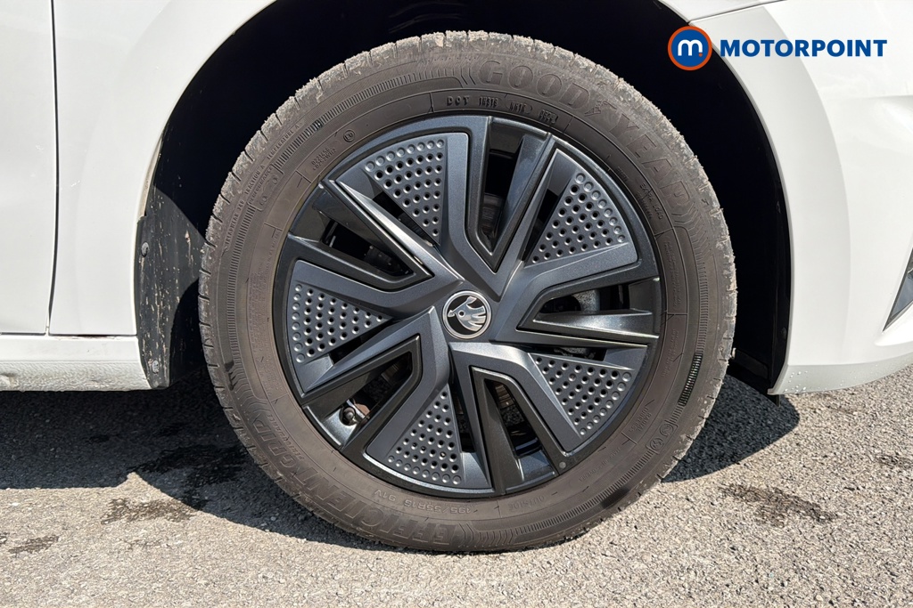 Skoda Fabia Colour Edition Automatic Petrol Hatchback - Stock Number (1639116) - 47th supplementary image