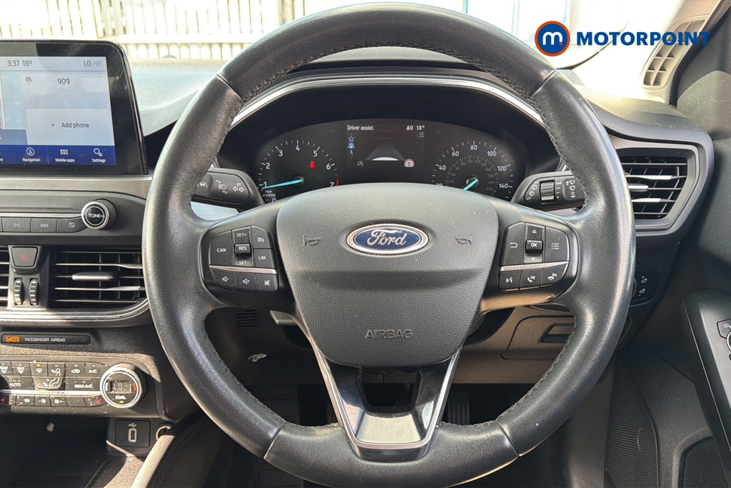 Ford Focus Titanium Manual Petrol Hatchback - Stock Number (1639219) - 2nd supplementary image