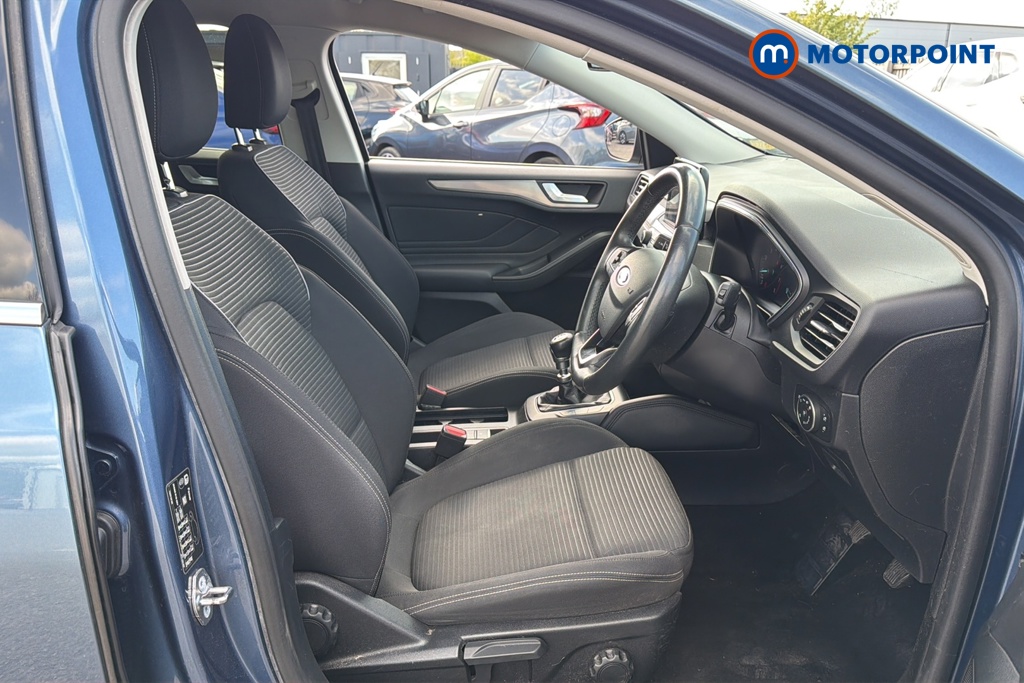 Ford Focus Titanium Manual Petrol Hatchback - Stock Number (1639219) - 22nd supplementary image