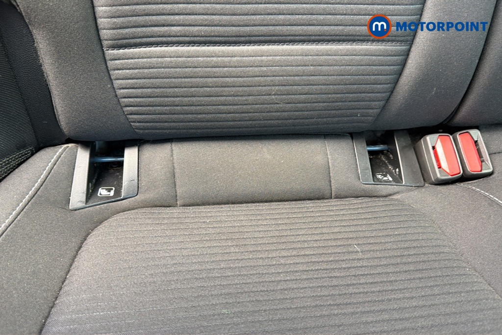 Ford Focus Titanium Manual Petrol Hatchback - Stock Number (1639219) - 27th supplementary image