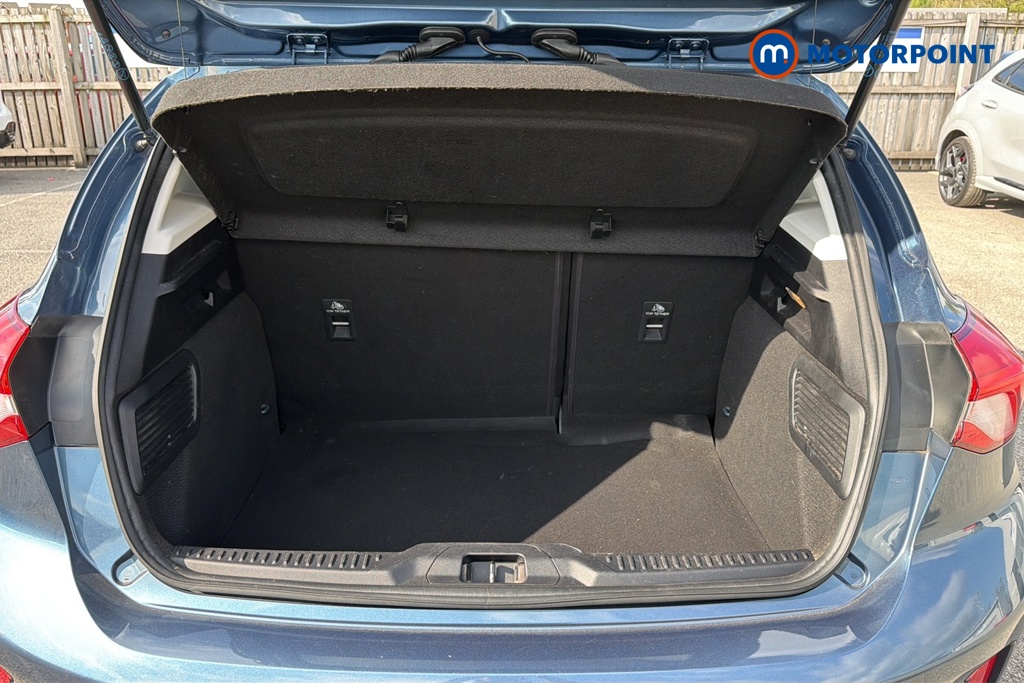 Ford Focus Titanium Manual Petrol Hatchback - Stock Number (1639219) - 30th supplementary image