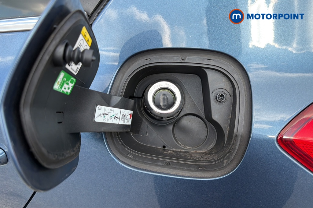Ford Focus Titanium Manual Petrol Hatchback - Stock Number (1639219) - 41st supplementary image