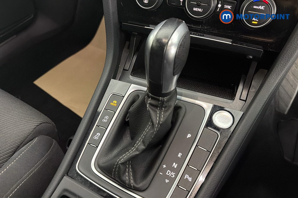 Volkswagen Golf R Automatic Petrol Hatchback - Stock Number (1639306) - 15th supplementary image