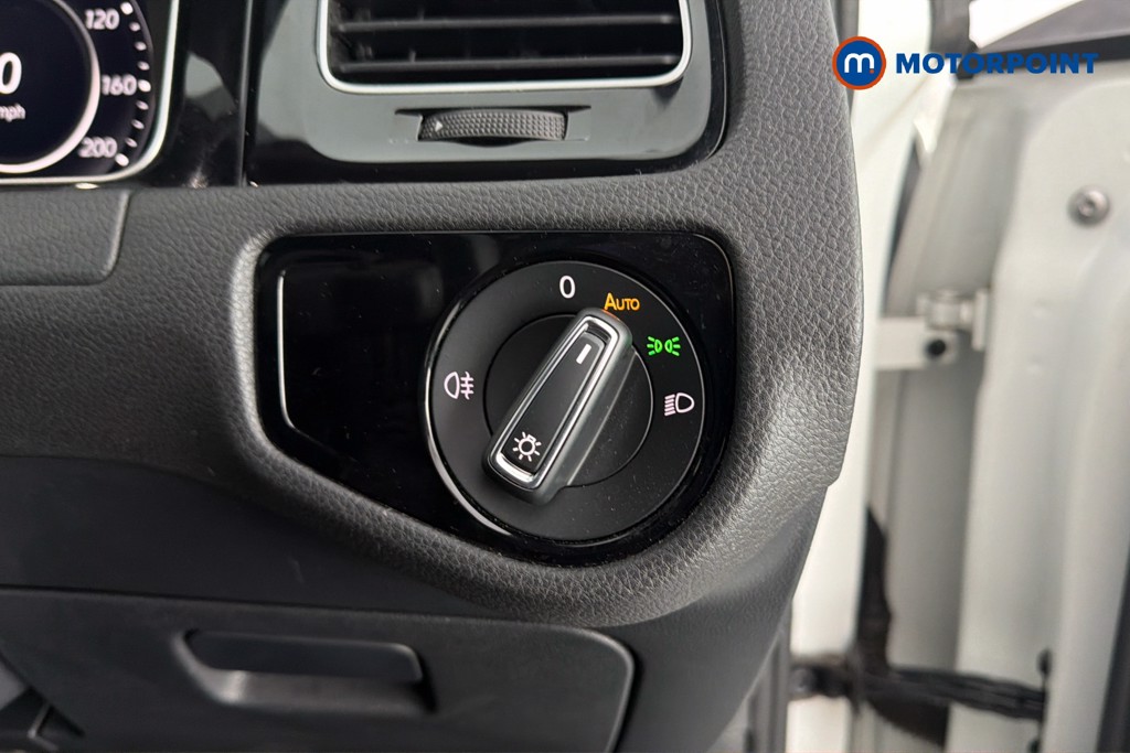 Volkswagen Golf R Automatic Petrol Hatchback - Stock Number (1639306) - 18th supplementary image