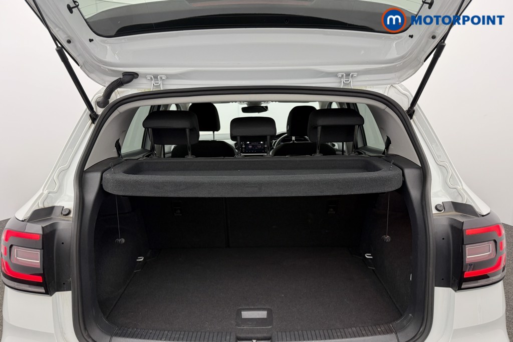 Volkswagen T-Cross Active Manual Petrol SUV - Stock Number (1639327) - 13th supplementary image