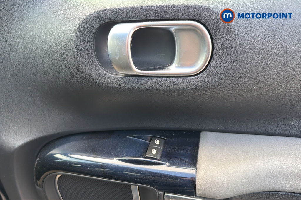 Citroen C4 Cactus Flair Automatic Petrol SUV - Stock Number (1639343) - 19th supplementary image