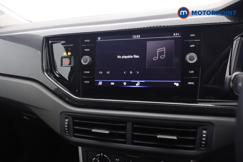 Volkswagen Polo Life Automatic Petrol Hatchback - Stock Number (1639384) - 5th supplementary image