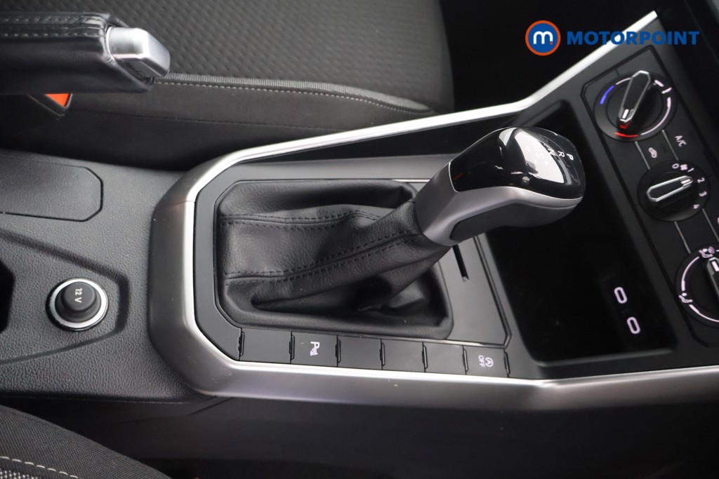 Volkswagen Polo Life Automatic Petrol Hatchback - Stock Number (1639384) - 7th supplementary image