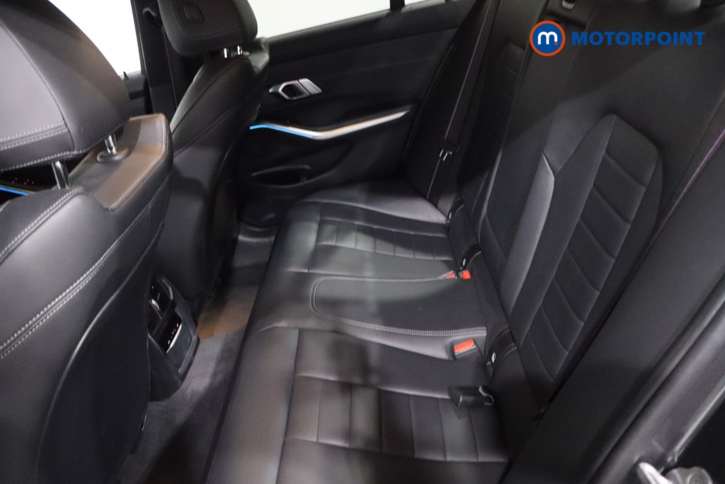 BMW 3 Series M Sport Automatic Petrol Plug-In Hybrid Saloon - Stock Number (1639584) - 5th supplementary image