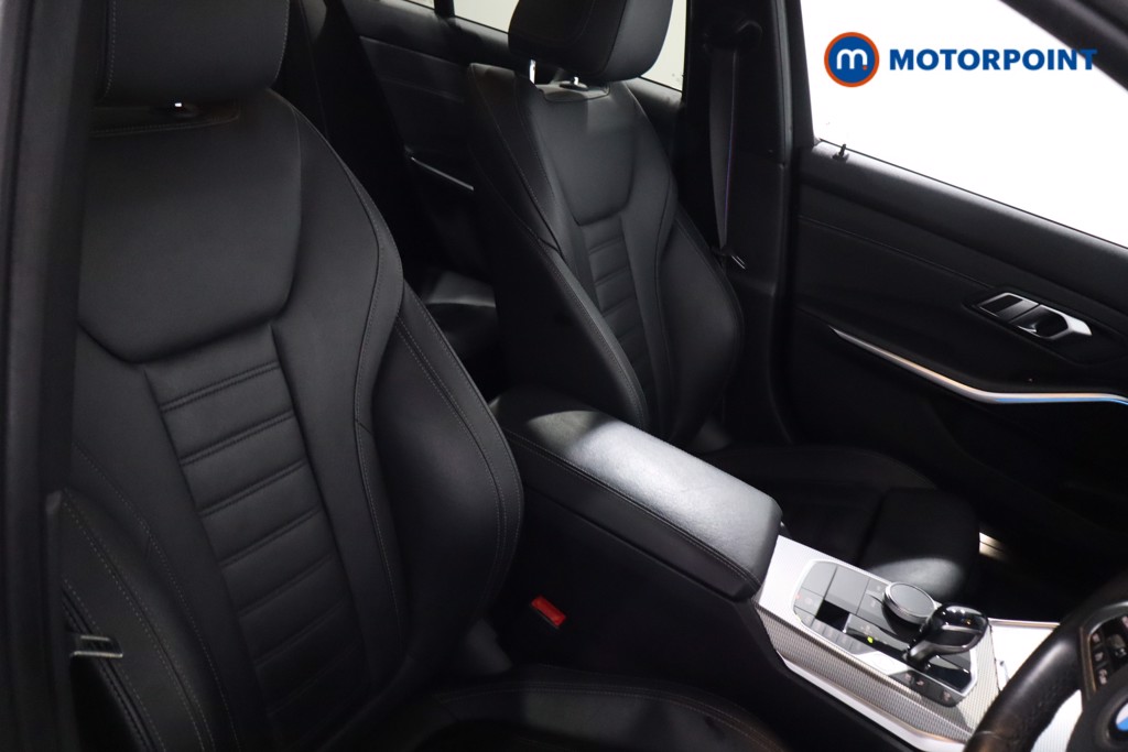 BMW 3 Series M Sport Automatic Petrol Plug-In Hybrid Saloon - Stock Number (1639584) - 24th supplementary image