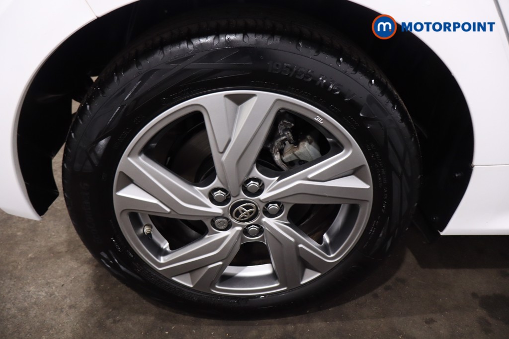 Toyota Yaris Icon Automatic Petrol-Electric Hybrid Hatchback - Stock Number (1639599) - 9th supplementary image