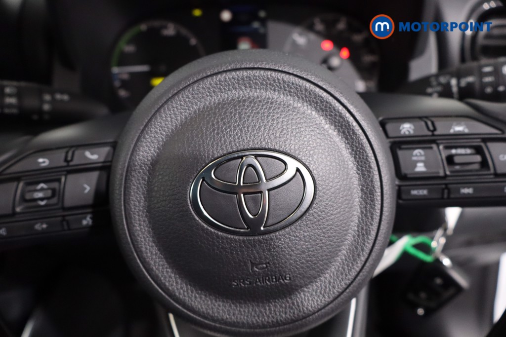 Toyota Yaris Icon Automatic Petrol-Electric Hybrid Hatchback - Stock Number (1639599) - 13th supplementary image
