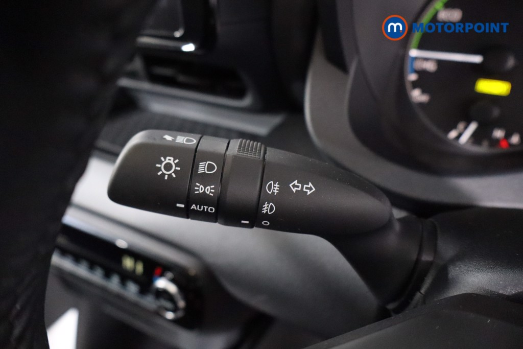Toyota Yaris Icon Automatic Petrol-Electric Hybrid Hatchback - Stock Number (1639599) - 14th supplementary image
