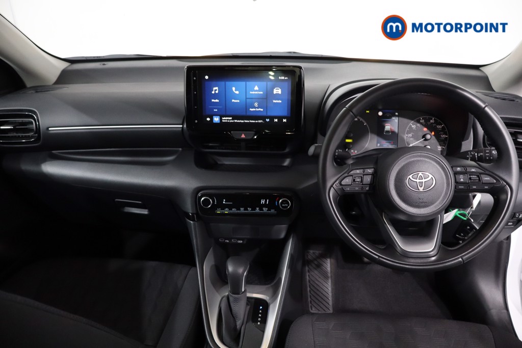 Toyota Yaris Icon Automatic Petrol-Electric Hybrid Hatchback - Stock Number (1639599) - 1st supplementary image