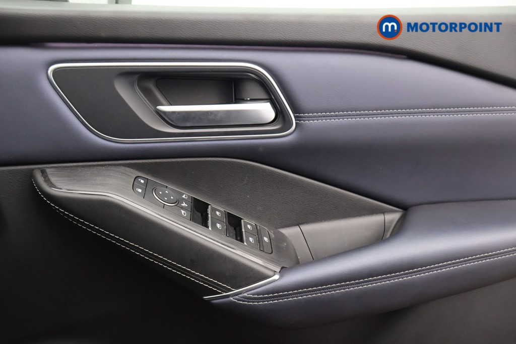 Nissan Qashqai Tekna Automatic Petrol SUV - Stock Number (1574672) - 9th supplementary image