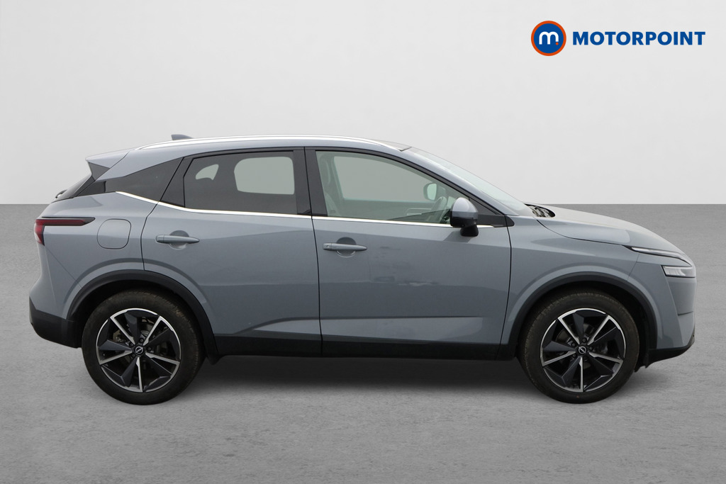 Nissan Qashqai Tekna Automatic Petrol SUV - Stock Number (1574672) - Drivers side