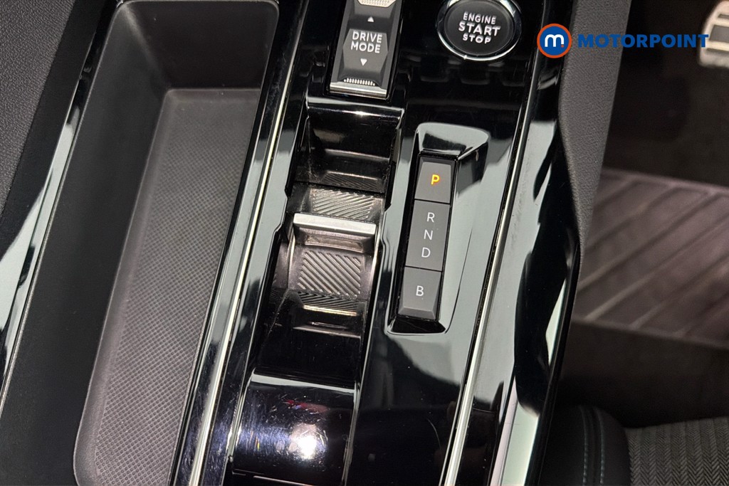 Peugeot 3008 Allure Automatic Petrol Plug-In Hybrid SUV - Stock Number (1583593) - 15th supplementary image