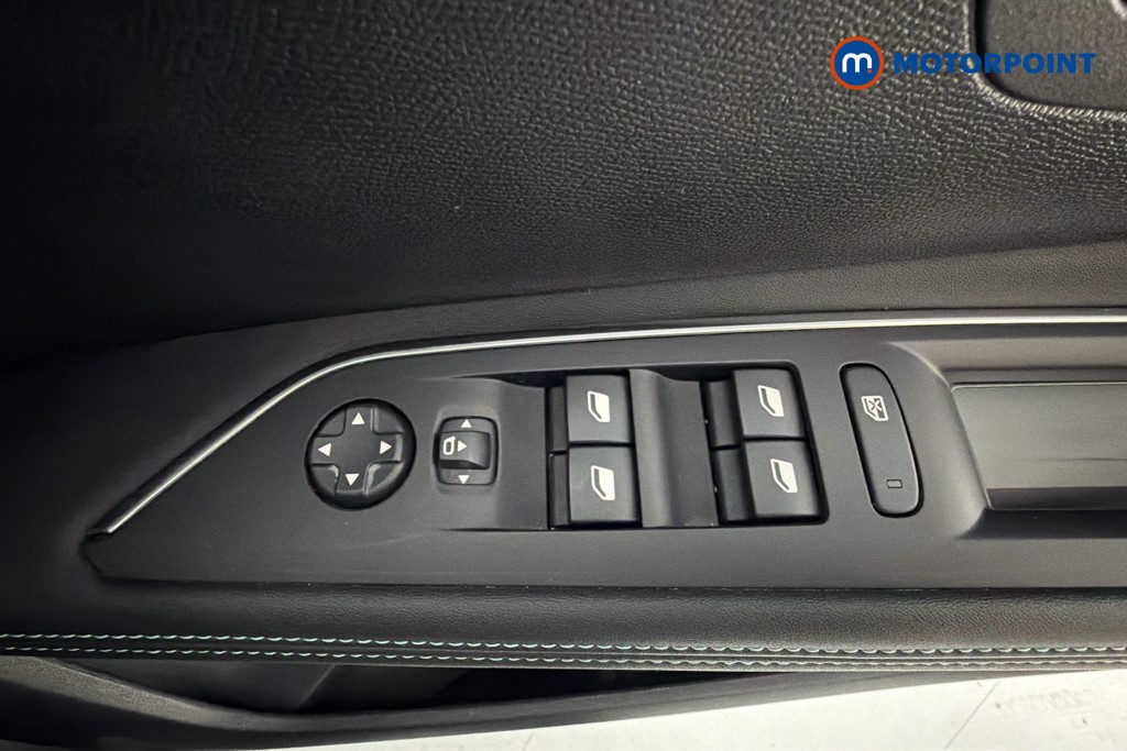 Peugeot 3008 Allure Automatic Petrol Plug-In Hybrid SUV - Stock Number (1583593) - 20th supplementary image