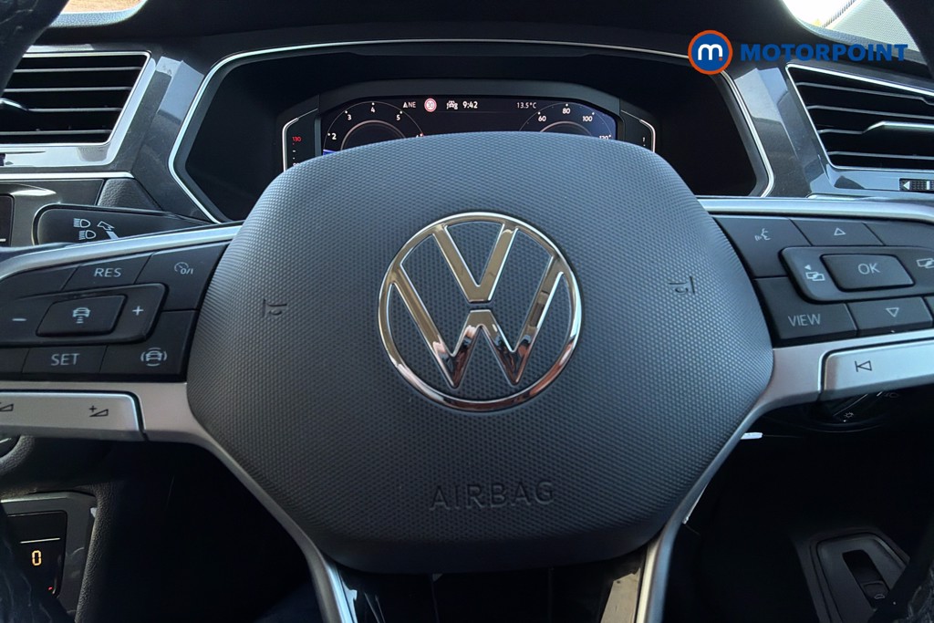 Volkswagen Tiguan Allspace Life Manual Petrol SUV - Stock Number (1610567) - 5th supplementary image