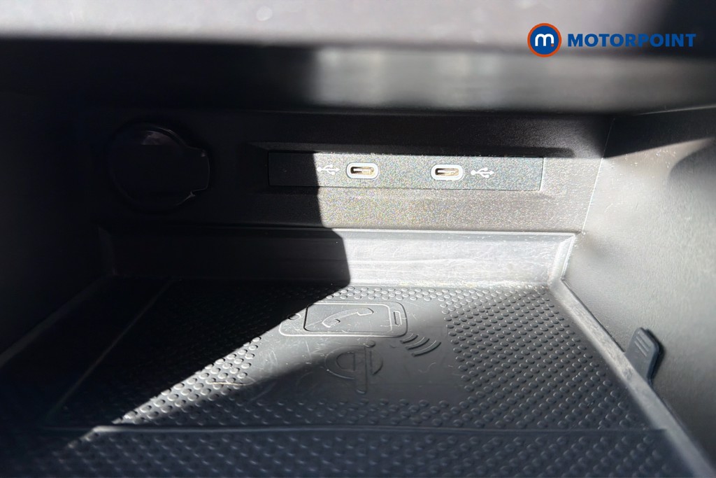 Volkswagen Tiguan Allspace Life Manual Petrol SUV - Stock Number (1610567) - 17th supplementary image