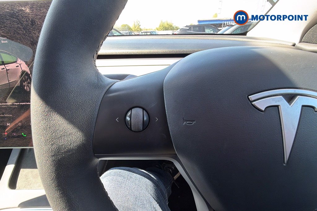 Tesla Model Y Long Range Automatic Electric SUV - Stock Number (1619911) - 3rd supplementary image