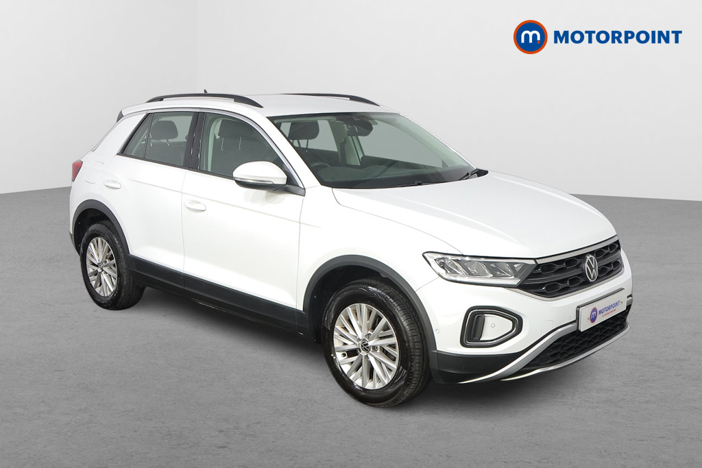 Volkswagen T-Roc Life Automatic Petrol SUV - Stock Number (1620915) - Drivers side front corner