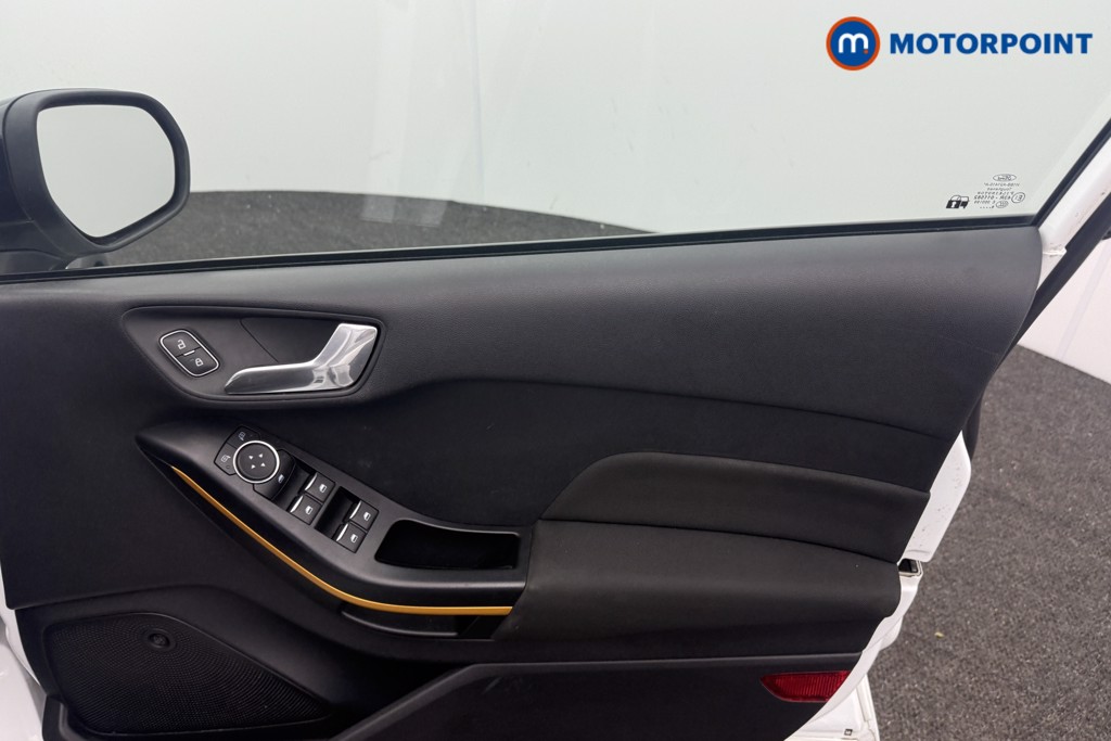 Ford Fiesta Active B-Pluso Play Manual Petrol Hatchback - Stock Number (1623120) - 8th supplementary image