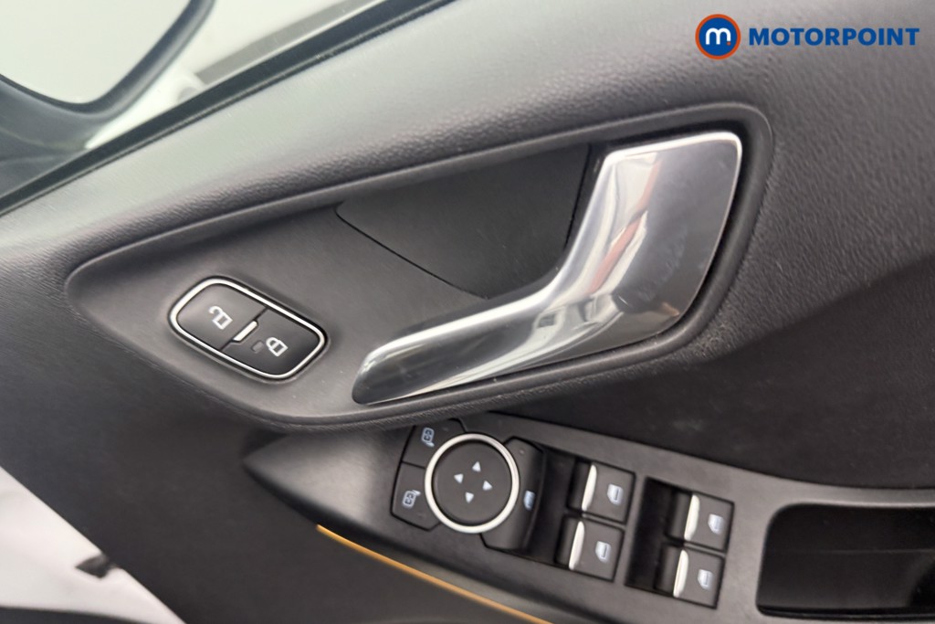 Ford Fiesta Active B-Pluso Play Manual Petrol Hatchback - Stock Number (1623120) - 9th supplementary image