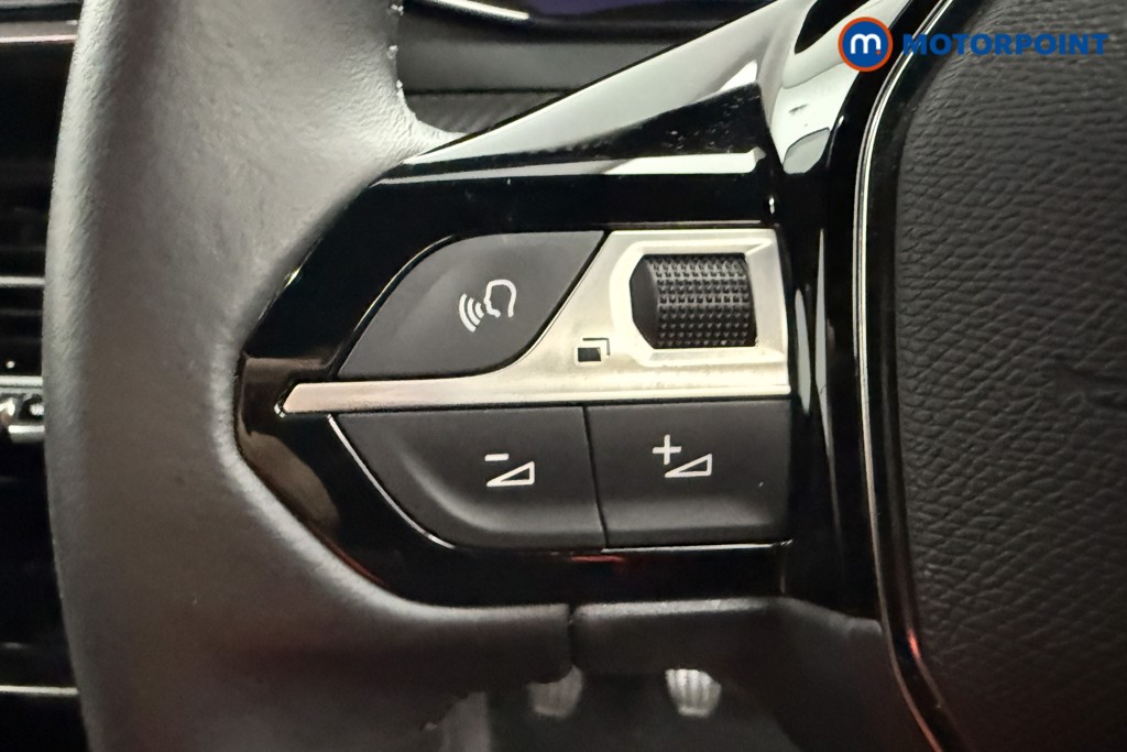 Peugeot 2008 Allure Manual Petrol SUV - Stock Number (1624943) - 3rd supplementary image