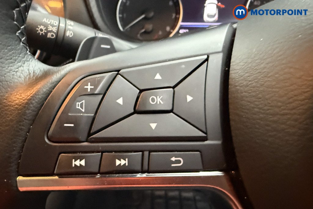 Nissan Juke Tekna Automatic Petrol SUV - Stock Number (1625200) - 3rd supplementary image
