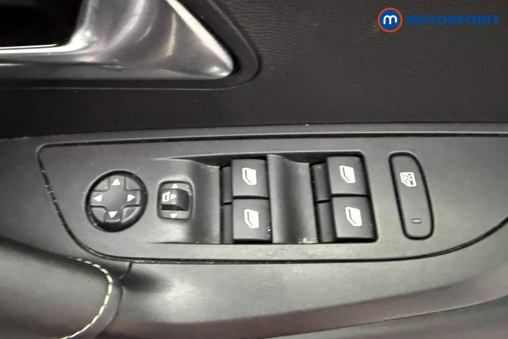 Peugeot 2008 GT Automatic Electric SUV - Stock Number (1626271) - 18th supplementary image