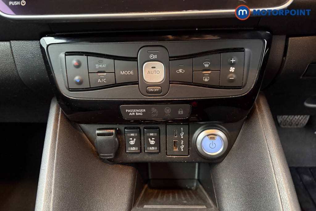 Nissan Leaf N-Connecta Automatic Electric Hatchback - Stock Number (1627780) - 10th supplementary image