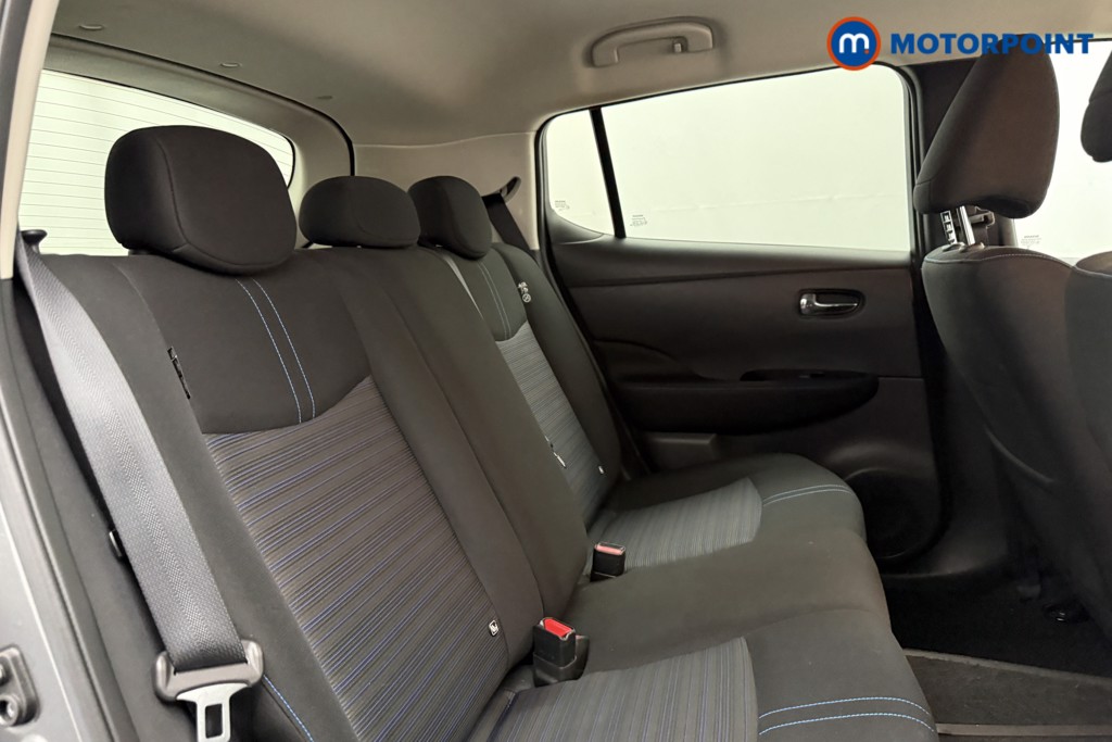 Nissan Leaf N-Connecta Automatic Electric Hatchback - Stock Number (1627780) - 17th supplementary image