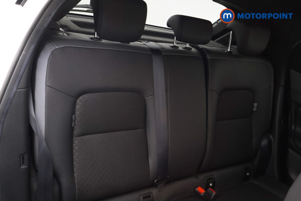 Nissan Juke N-Connecta Manual Petrol SUV - Stock Number (1628145) - 10th supplementary image