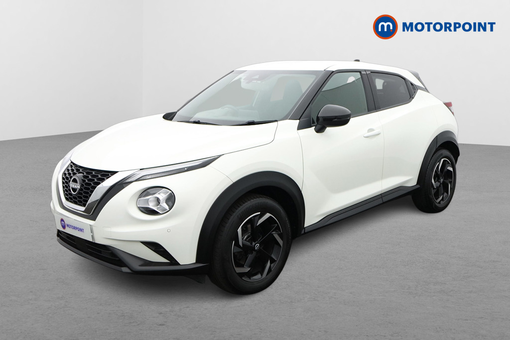 Nissan Juke N-Connecta Manual Petrol SUV - Stock Number (1628145) - Passenger side front corner
