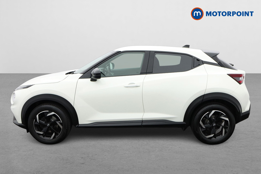 Nissan Juke N-Connecta Manual Petrol SUV - Stock Number (1628145) - Passenger side