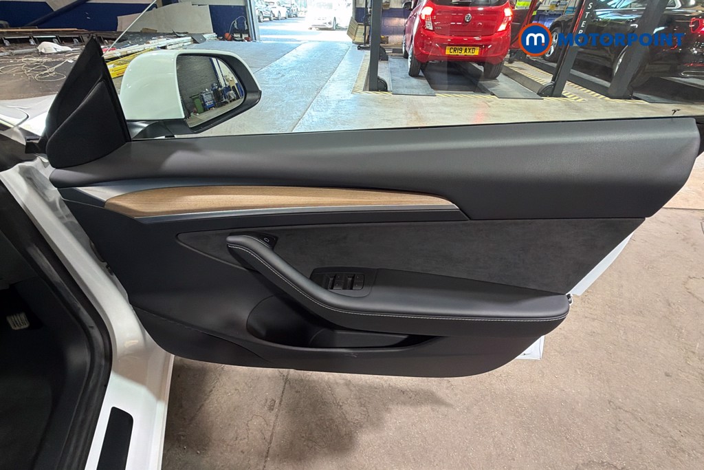 Tesla Model 3 Rwd 4Dr Auto Automatic Electric Saloon - Stock Number (1629219) - 19th supplementary image