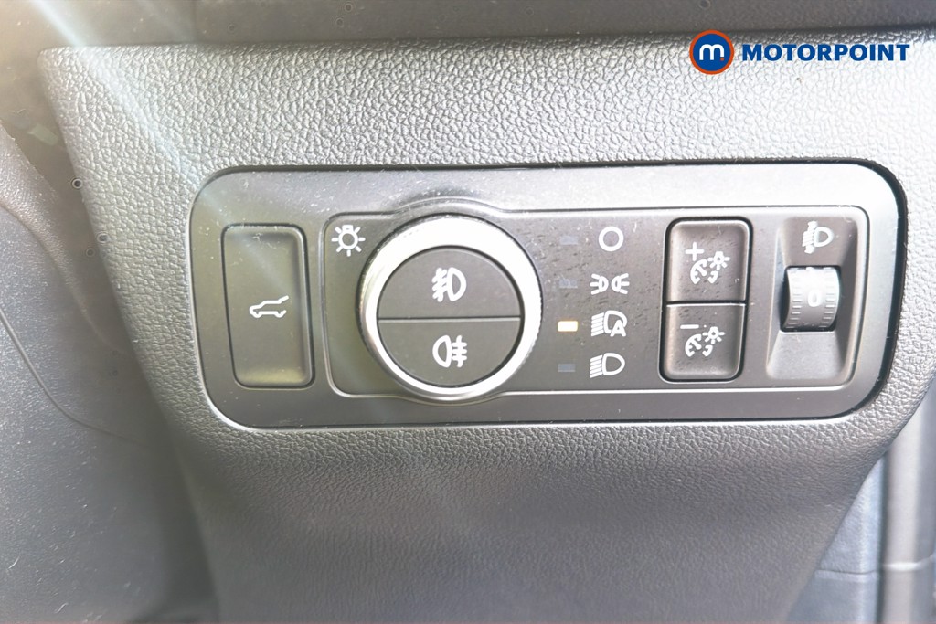 Ford Kuga Titanium Edition Manual Petrol SUV - Stock Number (1629492) - 18th supplementary image