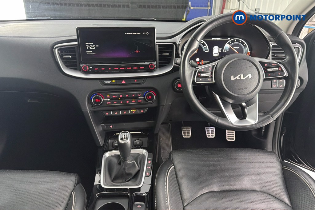 KIA Xceed 4 Manual Petrol Hatchback - Stock Number (1629575) - 1st supplementary image
