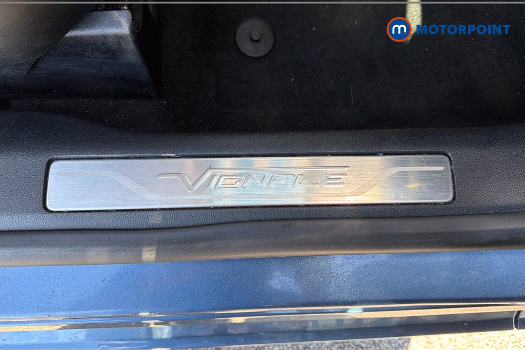 Ford Kuga Vignale Manual Petrol SUV - Stock Number (1629774) - 27th supplementary image