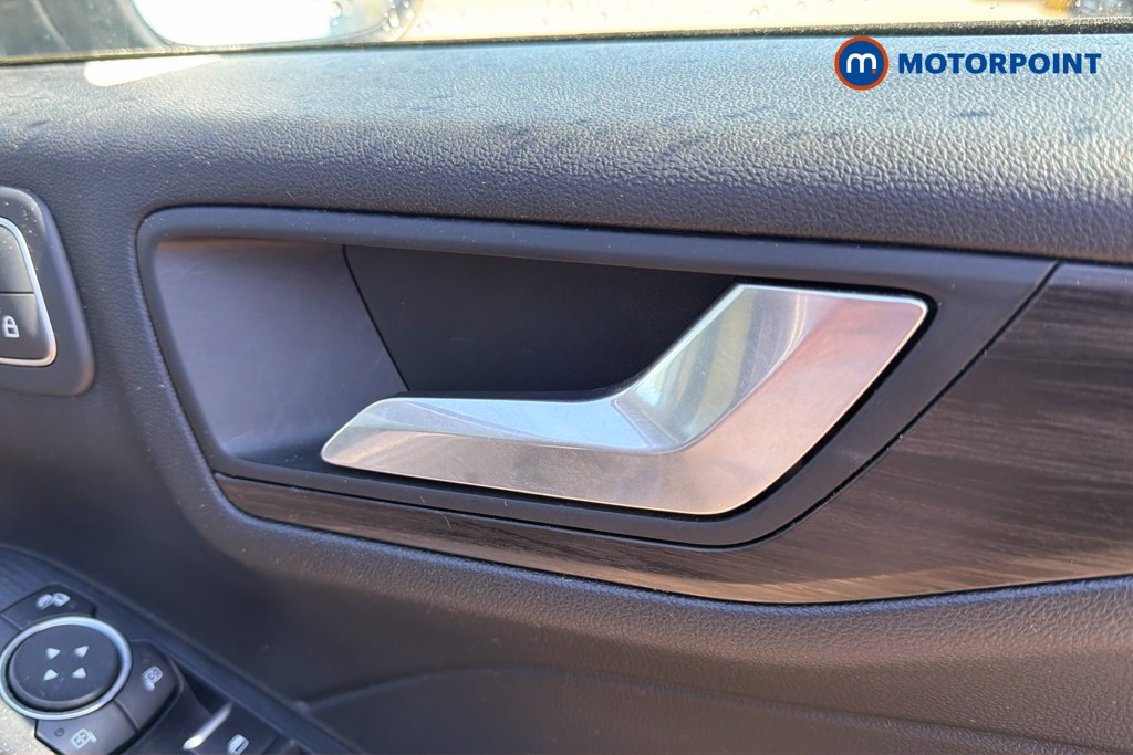 Ford Kuga Vignale Manual Petrol SUV - Stock Number (1629774) - 42nd supplementary image
