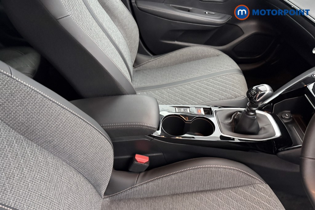 Peugeot 208 Allure Manual Petrol Hatchback - Stock Number (1630134) - 13th supplementary image