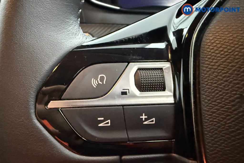 Peugeot 208 Allure Manual Petrol Hatchback - Stock Number (1630196) - 4th supplementary image