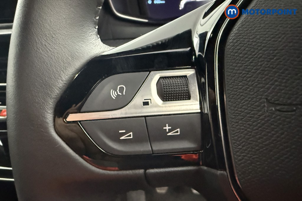 Peugeot 2008 Allure Manual Petrol SUV - Stock Number (1630200) - 3rd supplementary image