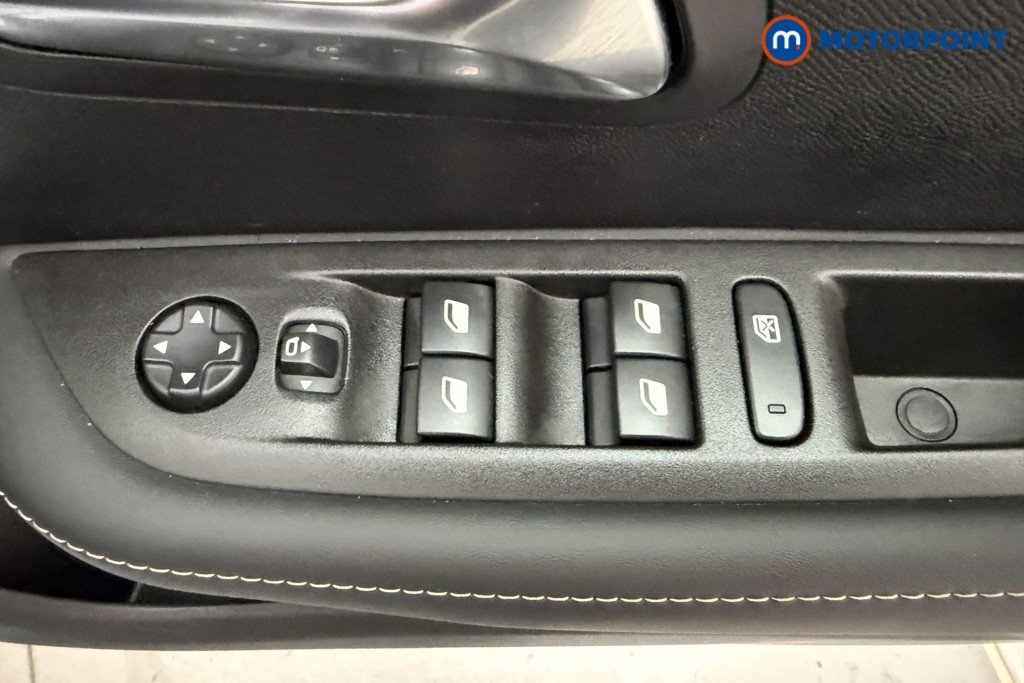 Peugeot 208 Allure Manual Petrol Hatchback - Stock Number (1630245) - 15th supplementary image