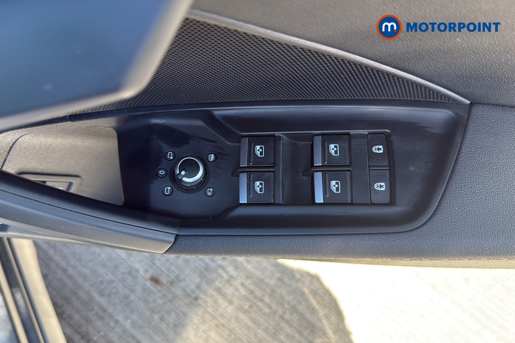 Audi A3 S Line Automatic Petrol Plug-In Hybrid Hatchback - Stock Number (1630906) - 19th supplementary image