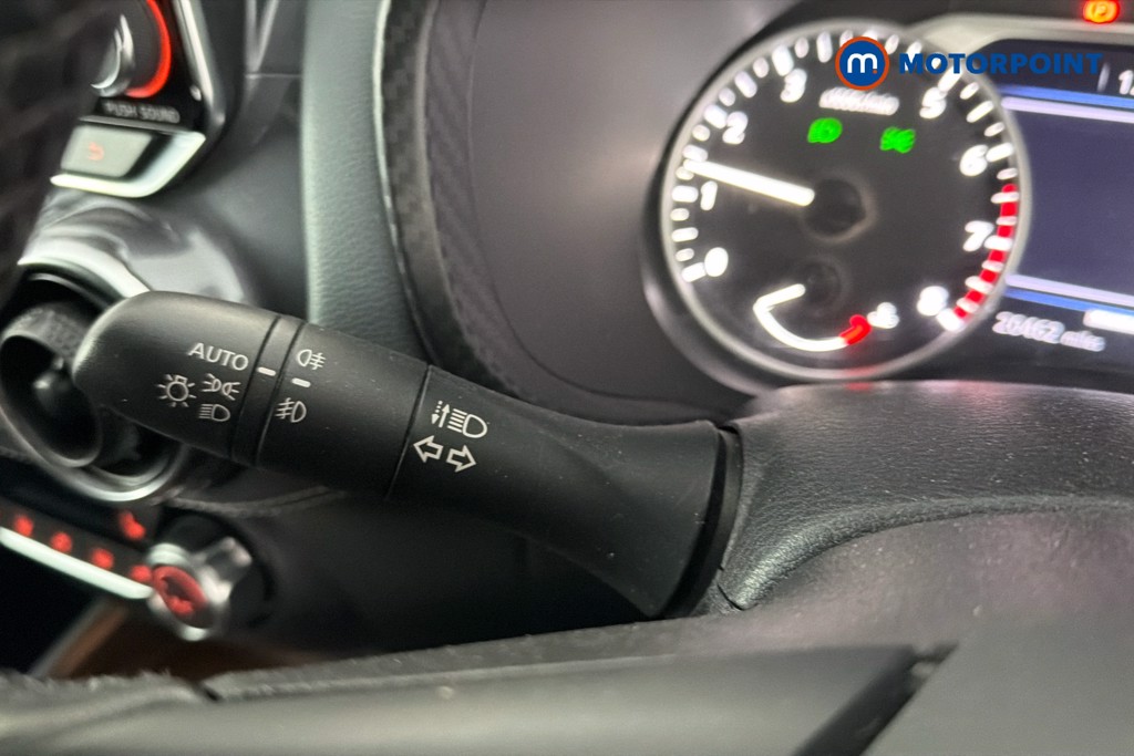 Nissan Juke Tekna Manual Petrol SUV - Stock Number (1631893) - 6th supplementary image